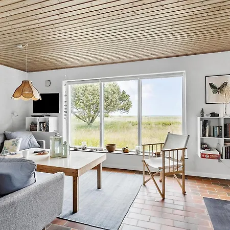 Three-bedroom In Tranekar * Tranekær
