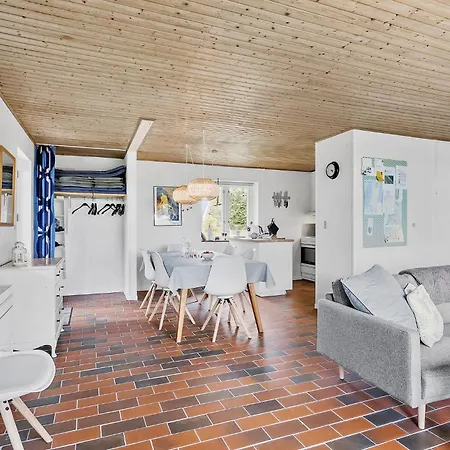 Three-bedroom In Tranekar Tranekær